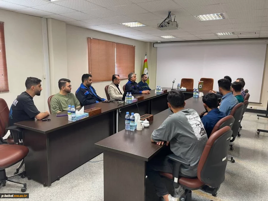 بازدید علمی دانشجویان مهندسی برق دانشگاه ملی مهارت پسران بابل از گروه صنعتی فولاد بهمن
 9