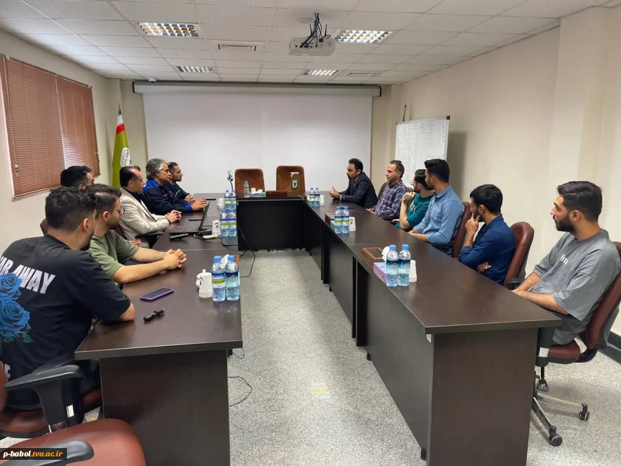 بازدید علمی دانشجویان مهندسی برق دانشگاه ملی مهارت پسران بابل از گروه صنعتی فولاد بهمن 8